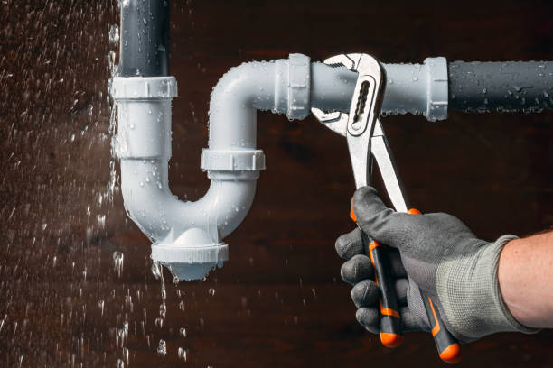 Professional Gas Line Repair technician working in Fairview, NY